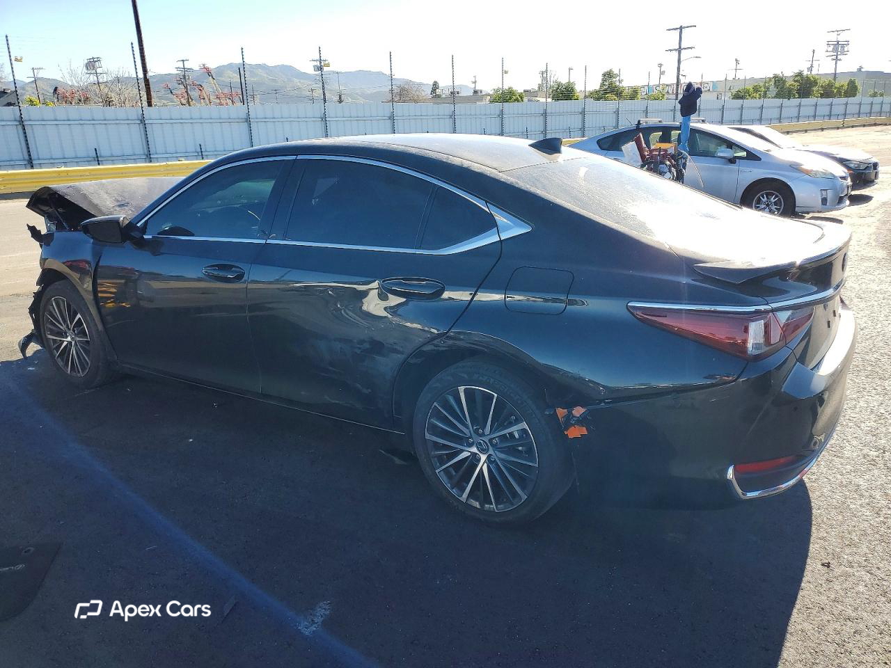 Lexus ES 2025