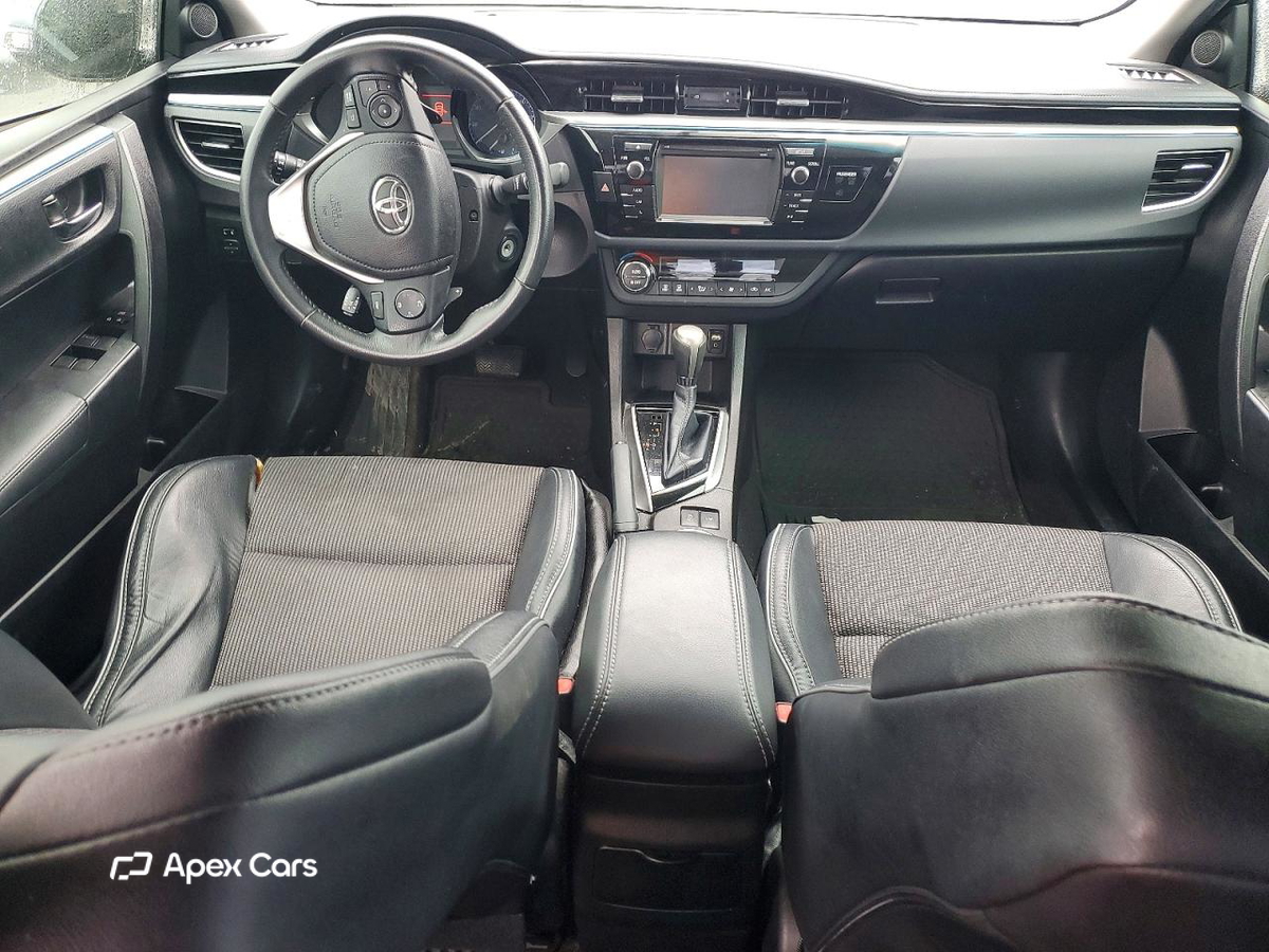 Toyota Corolla 2015