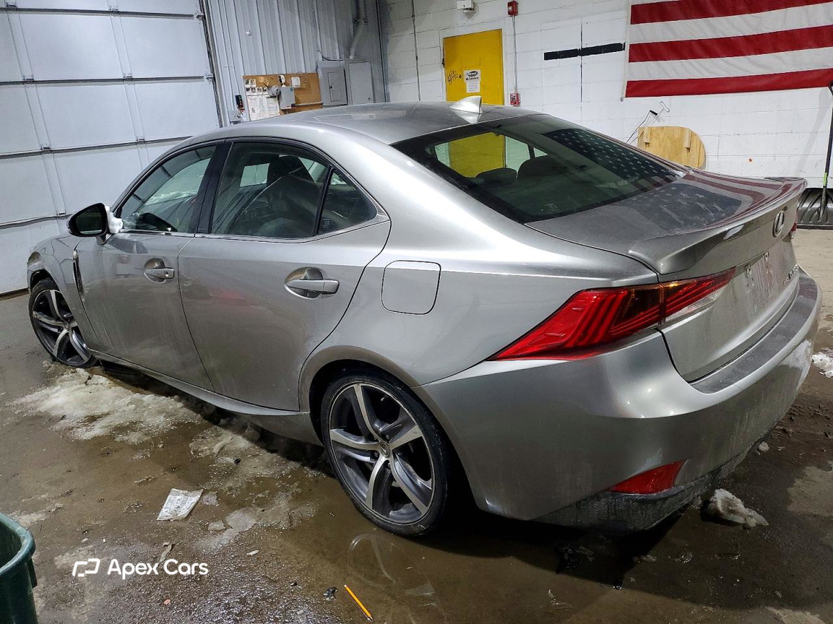 Lexus IS 2017