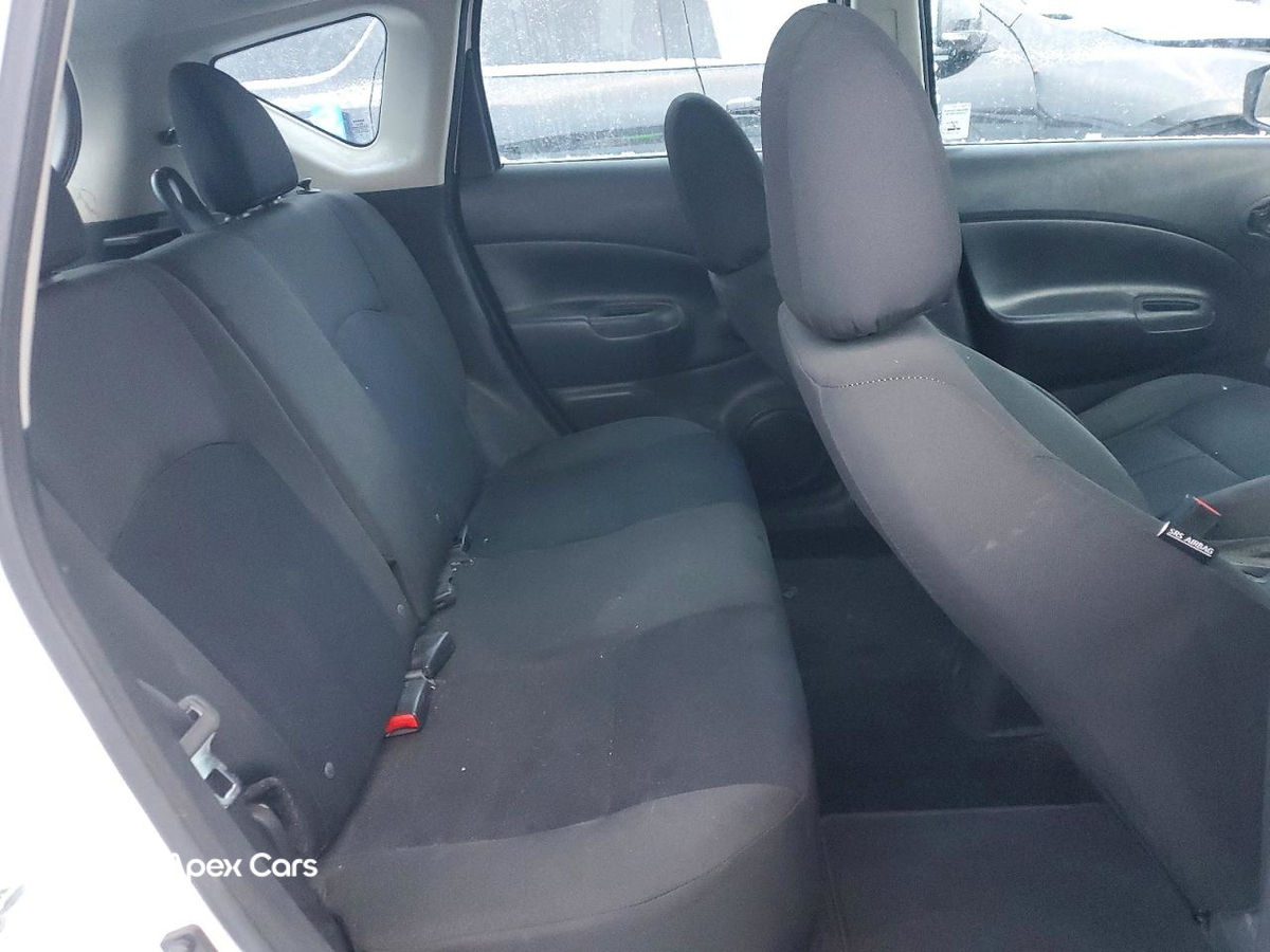 Nissan Versa 2019