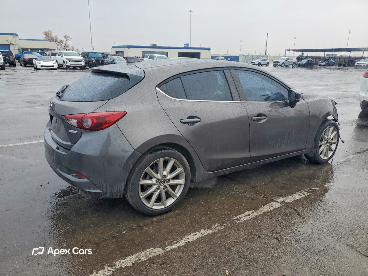 Mazda 3 2018