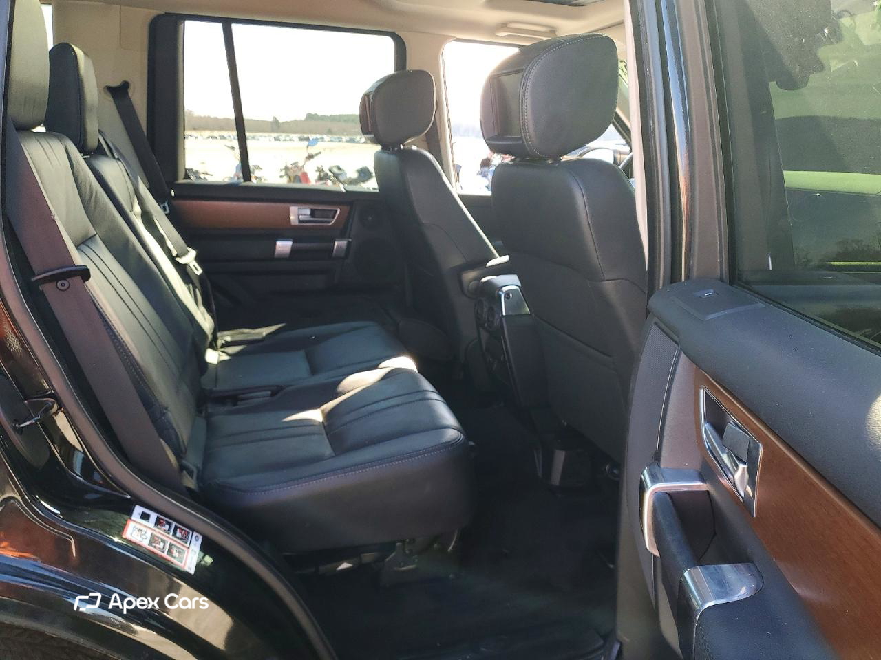 Land Rover LR4 2016