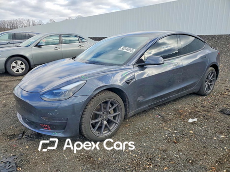 Tesla Model 3 2021 - Image 1 of 13