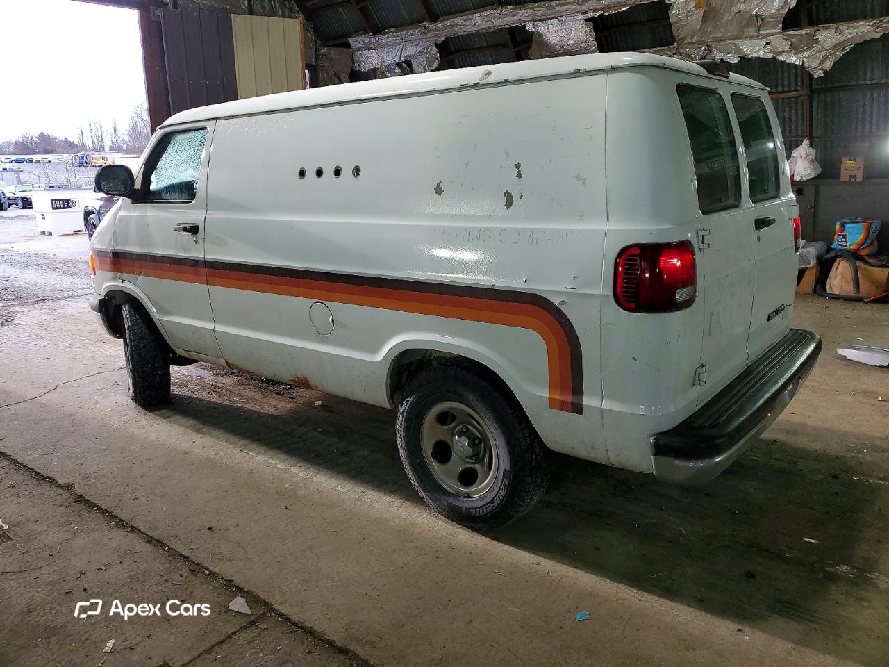 Dodge RAM Van 2003