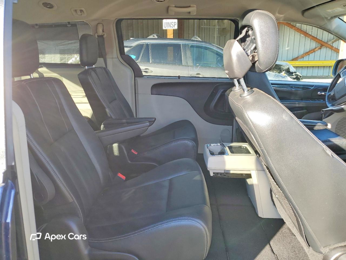 Chrysler Voyager 2016