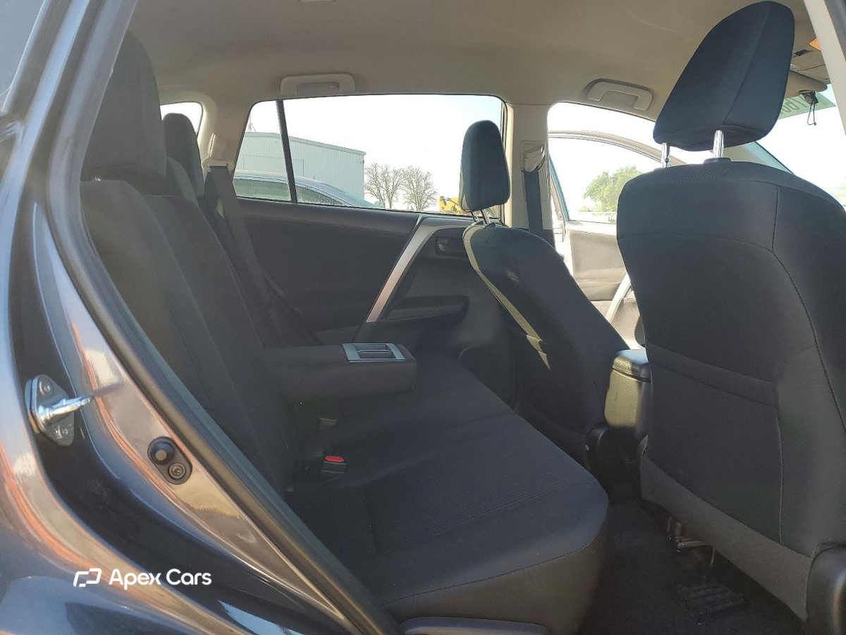 Toyota RAV 4 2016