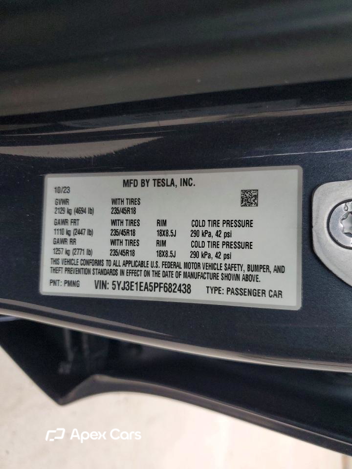 Tesla Model 3 2023