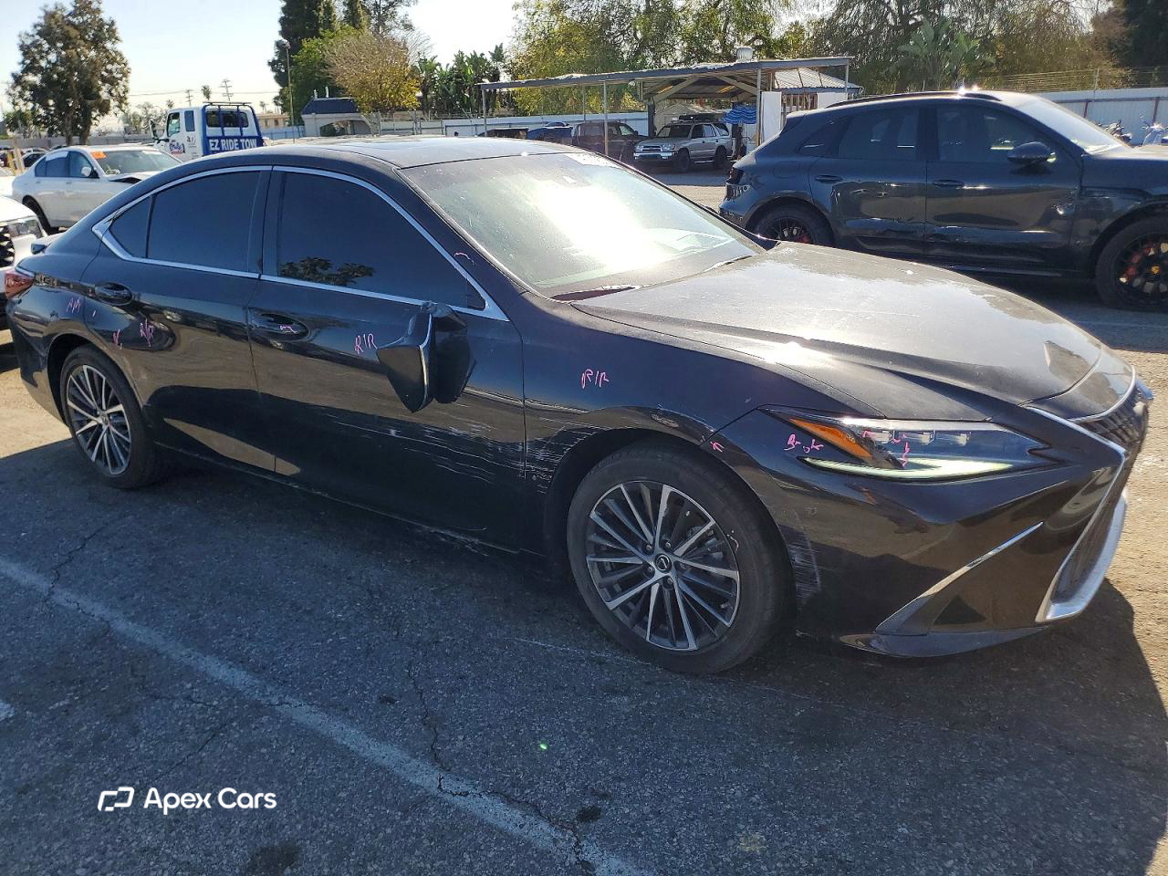 Lexus ES 2025