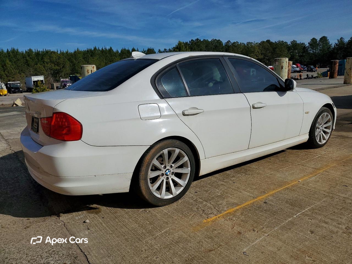 BMW Series 3 2011