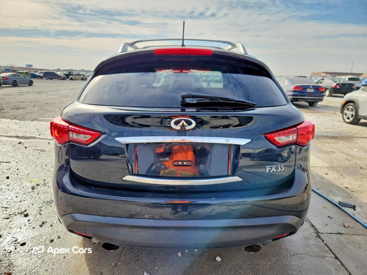 Infiniti FX 2012