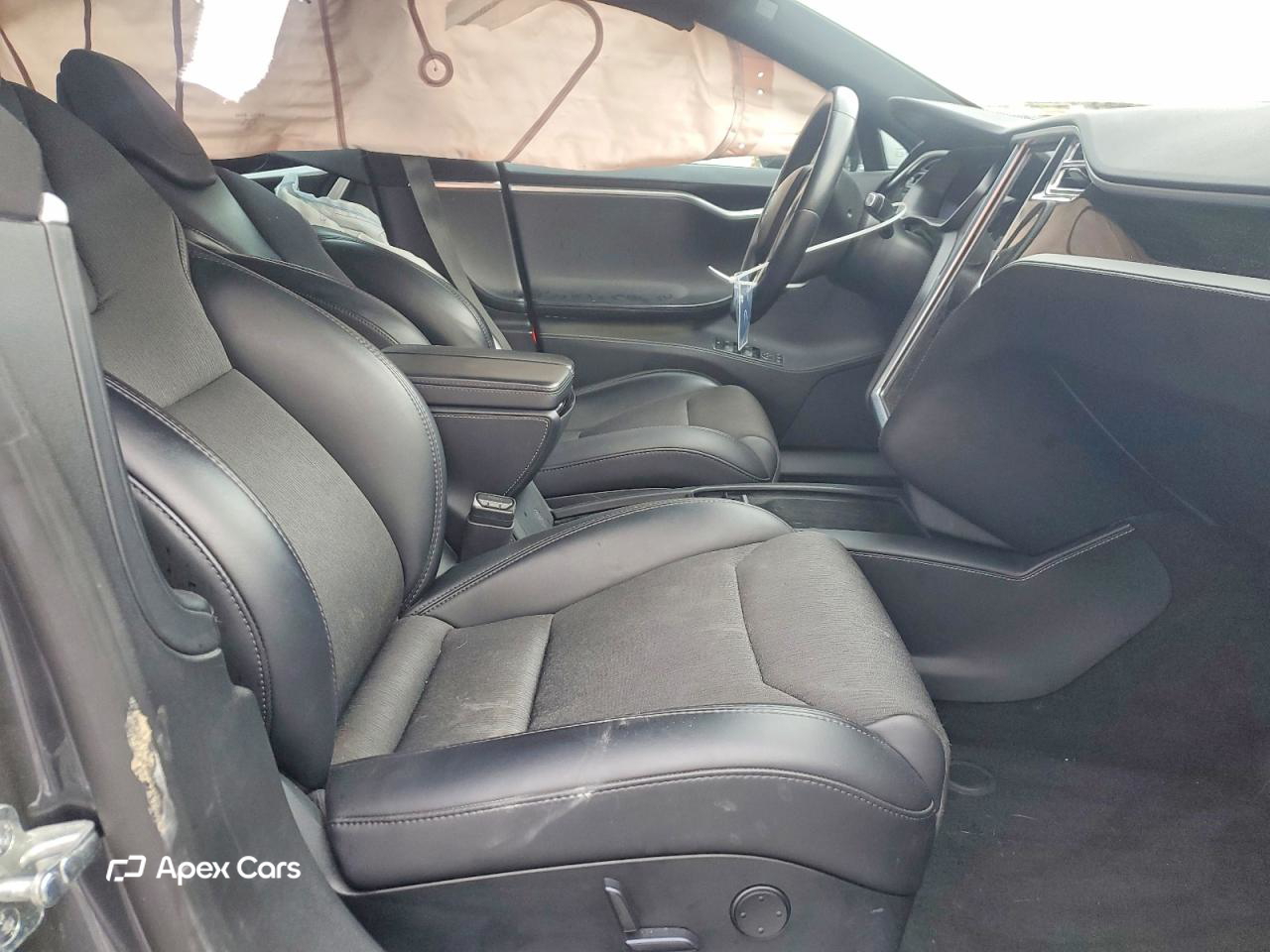 Tesla Model S 2018