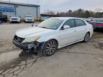Toyota Avalon 2011