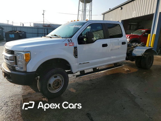 Ford F350 2017 - Image 1 of 12