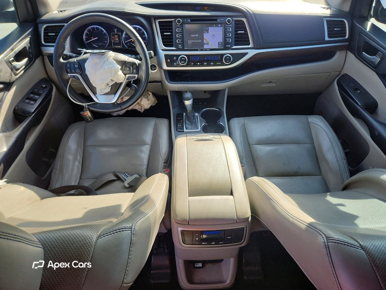 Toyota Highlander 2016