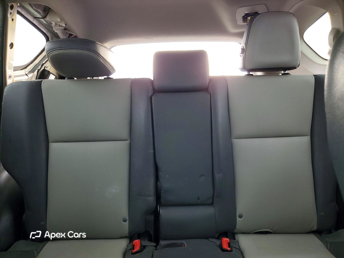 Toyota RAV 4 2015