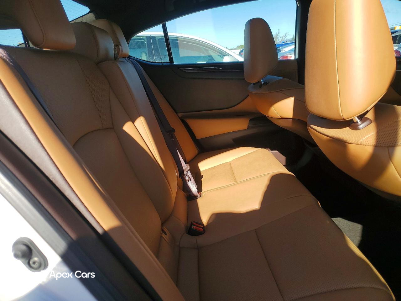 Lexus ES 2020