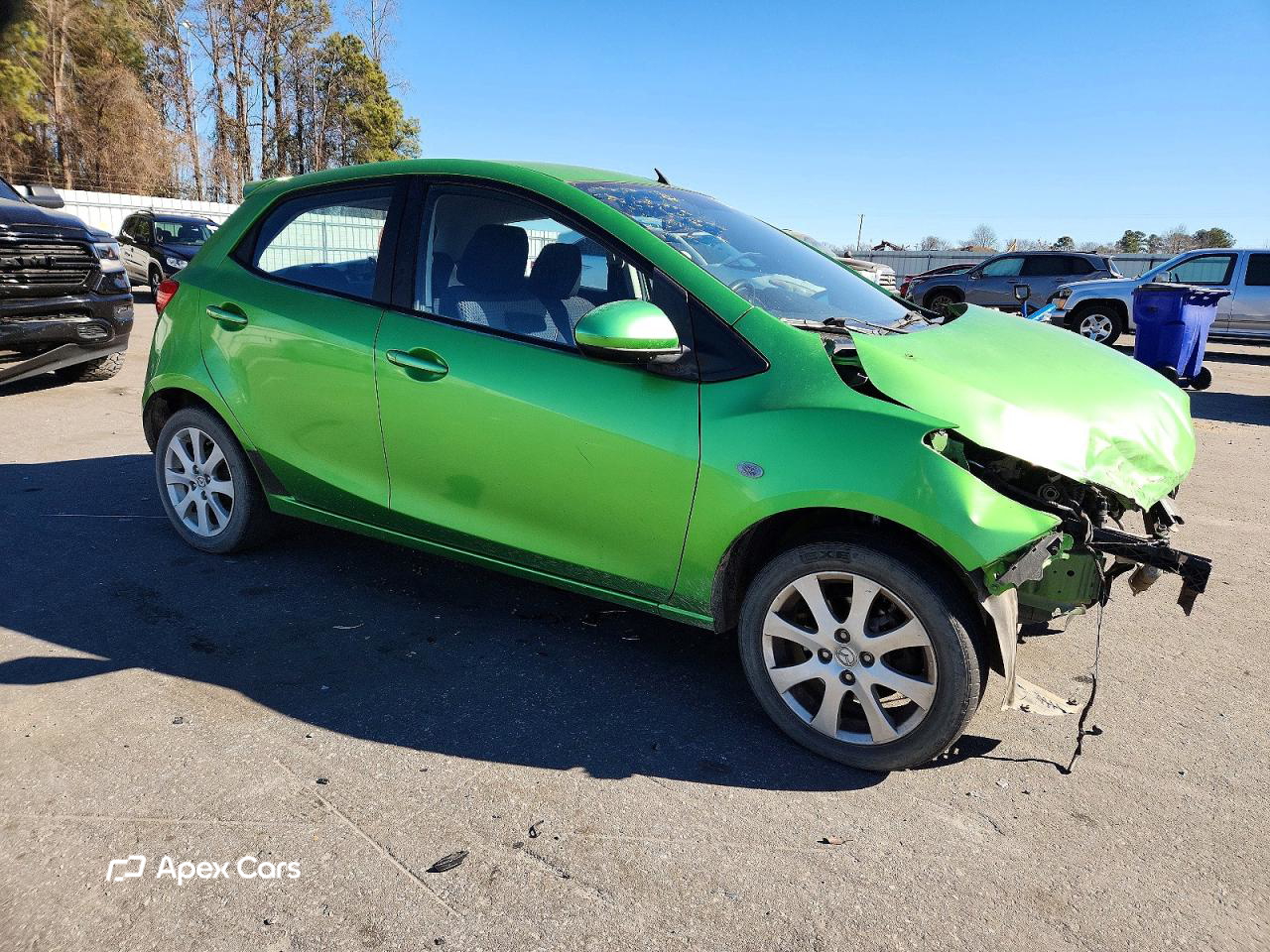 Mazda 2 2011