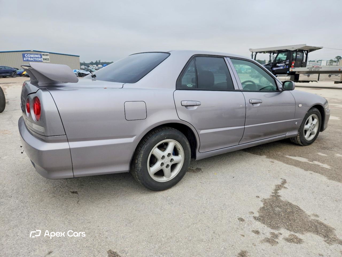 Nissan Skyline 1999