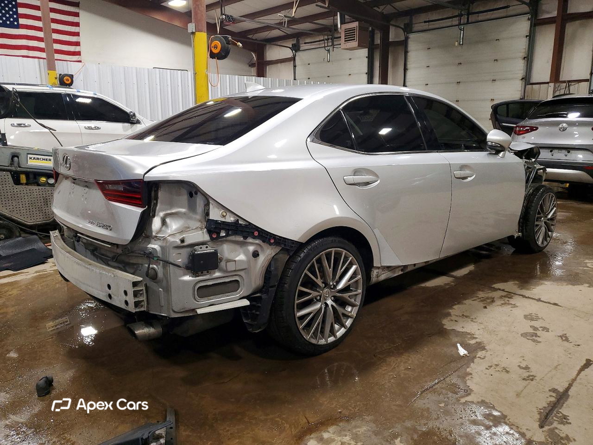 Lexus IS 2014