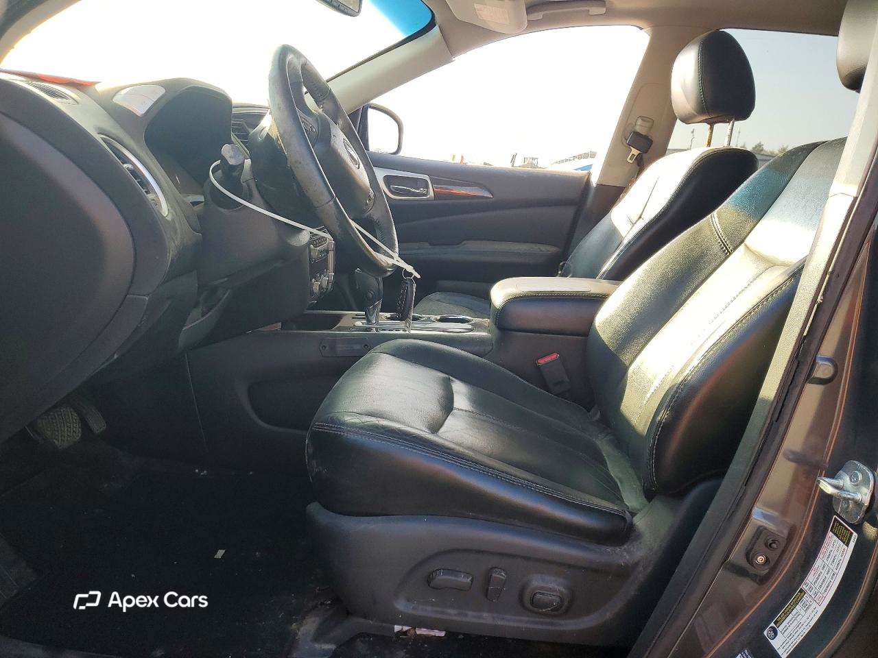 Nissan Pathfinder 2014