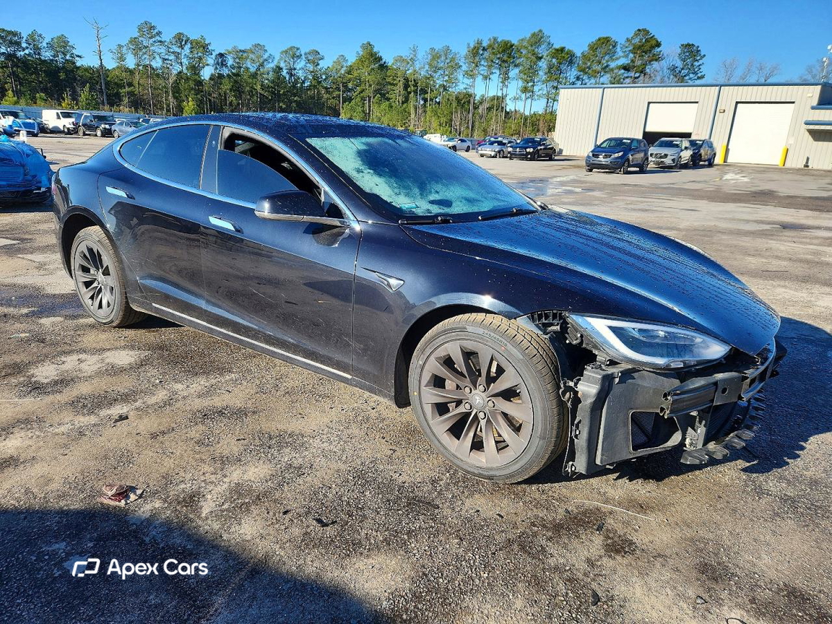 Tesla Model S 2018