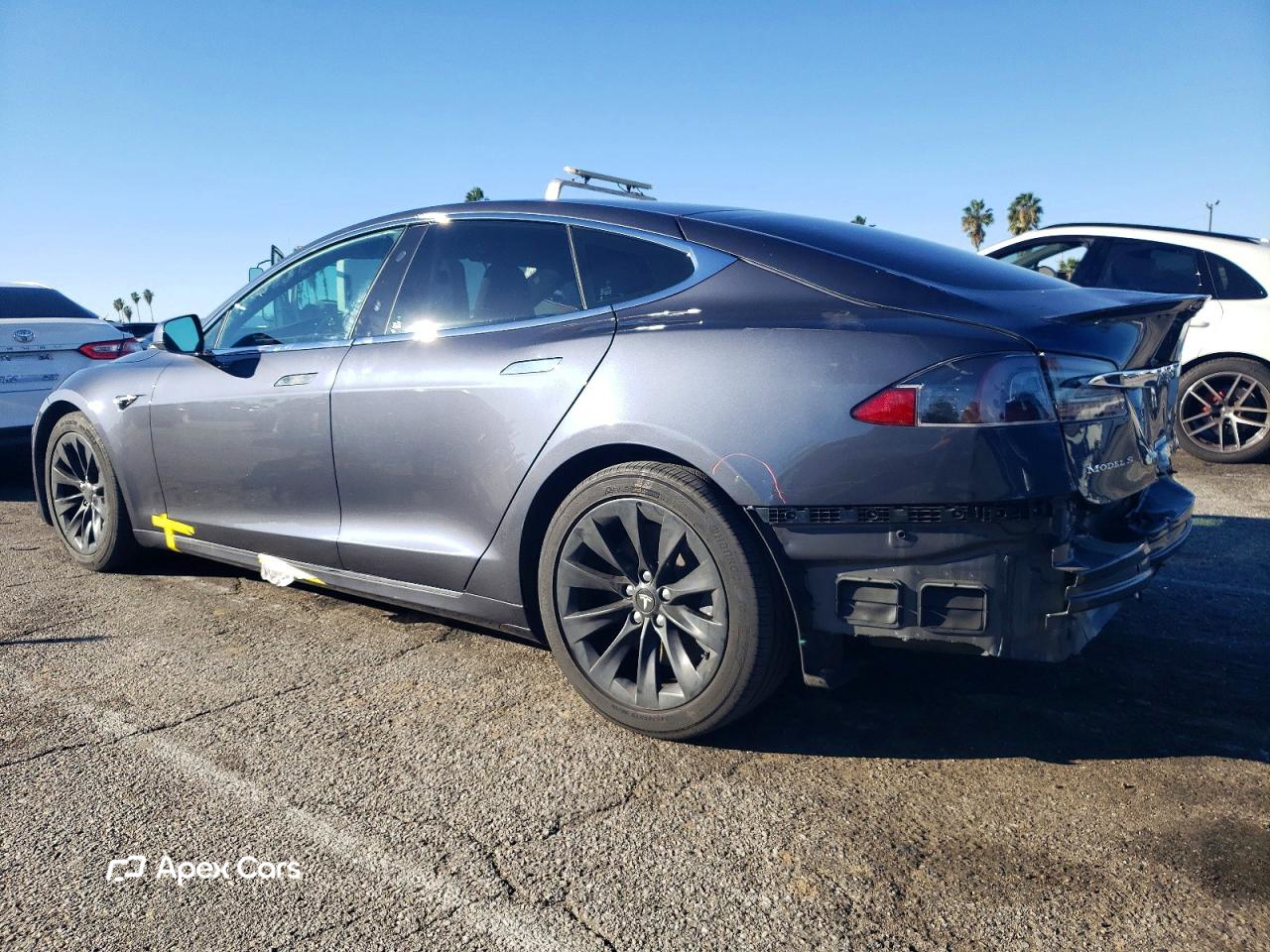 Tesla Model S 2018