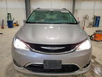Chrysler Pacifica 2017