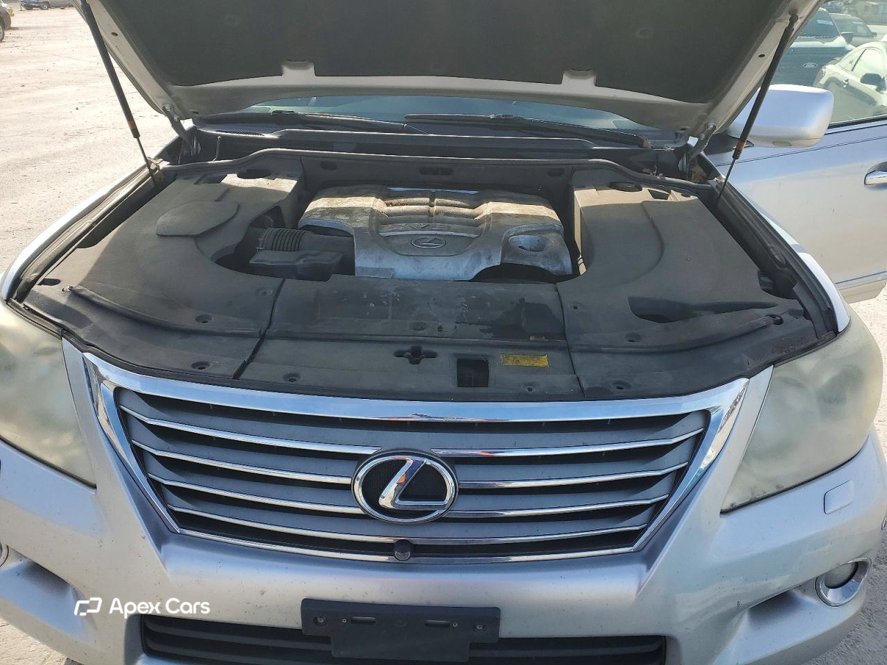 Lexus LX 2011
