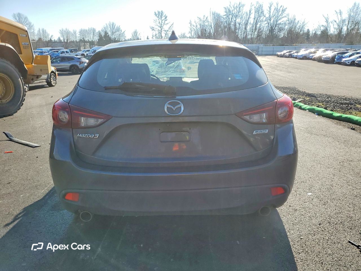 Mazda 3 2015