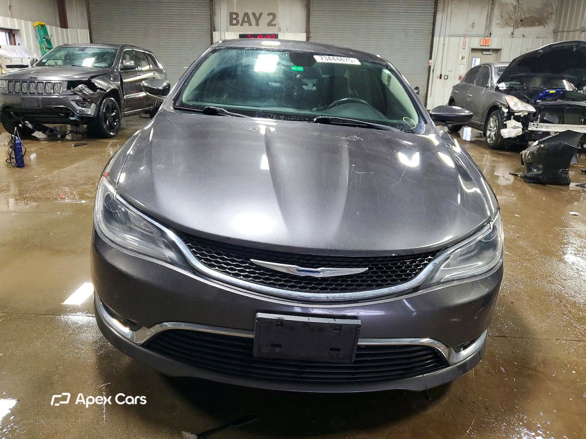 Chrysler 200 2017