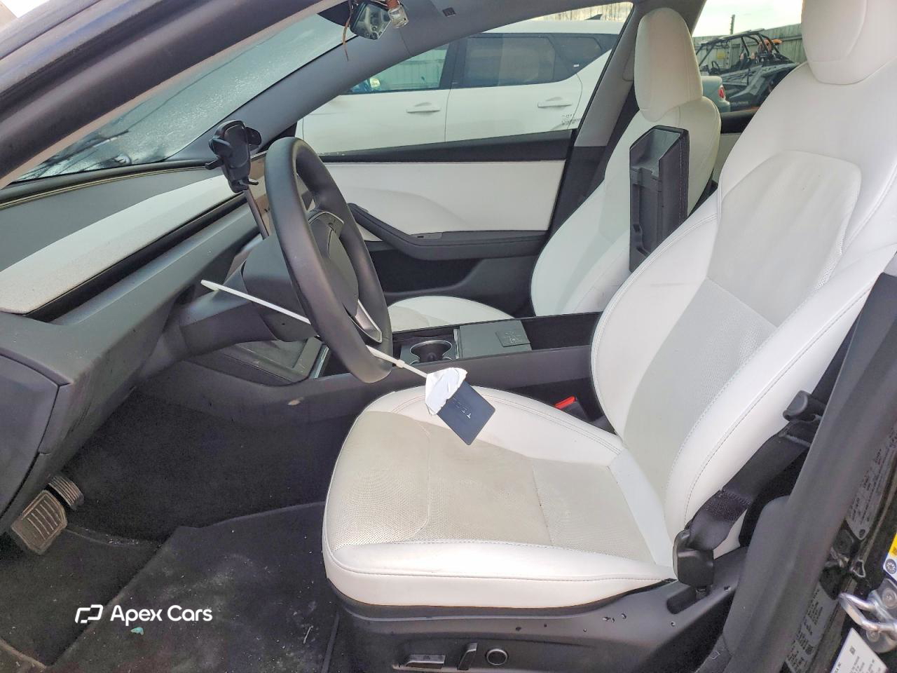 Tesla Model 3 2025