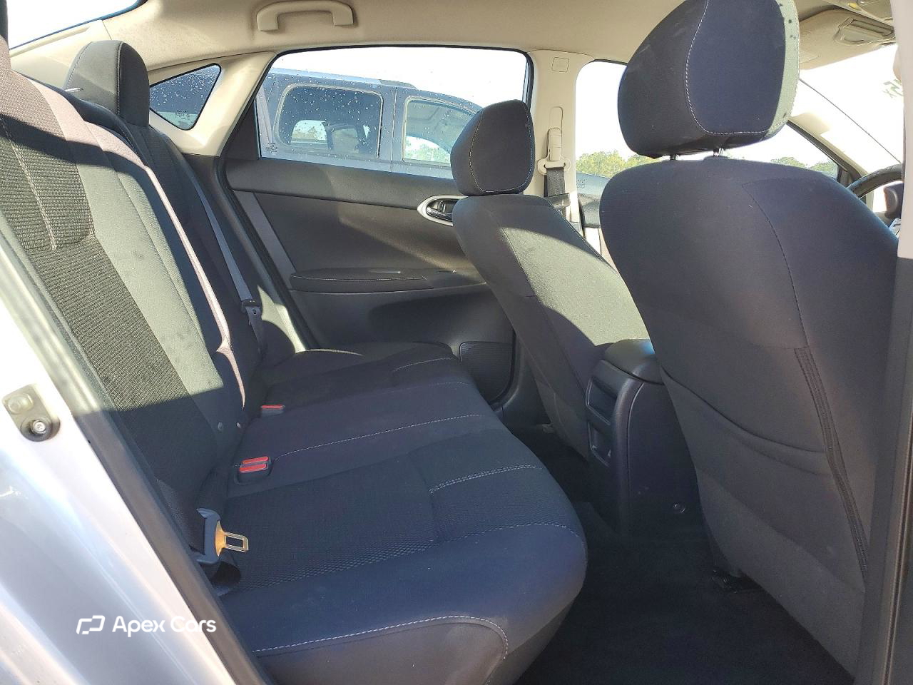 Nissan Sentra 2015