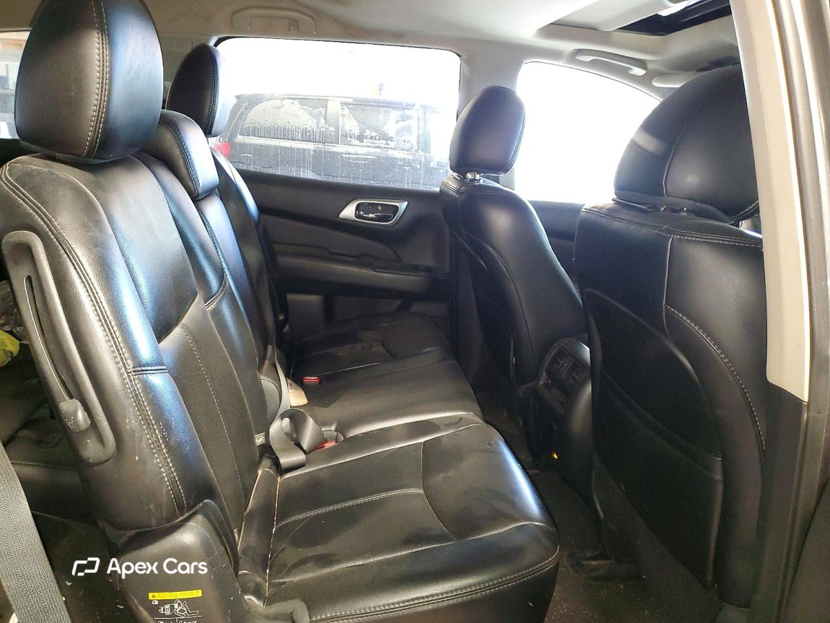 Nissan Pathfinder 2015