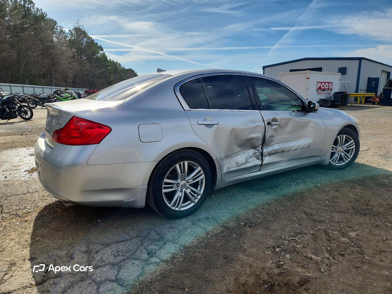 Infiniti G 2013