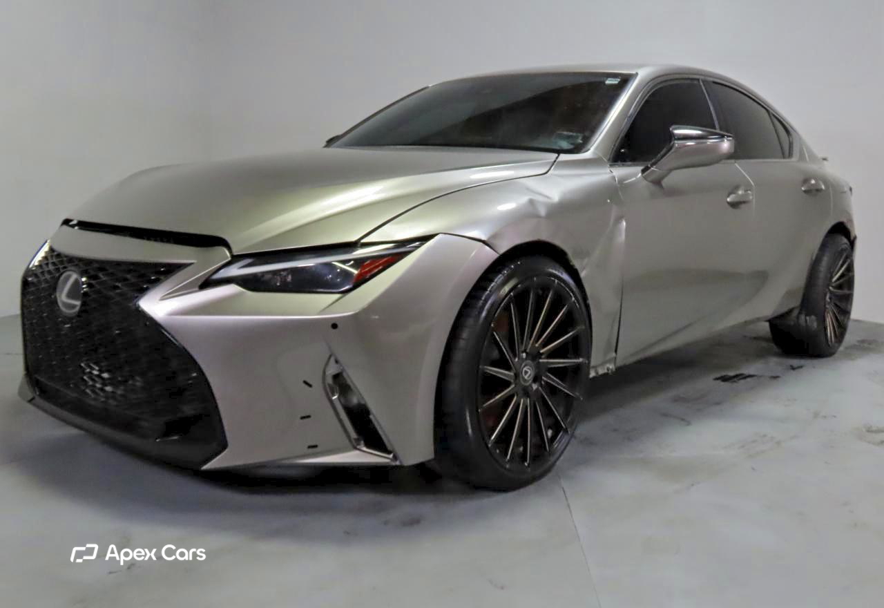 Lexus IS 2021