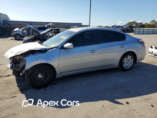 Nissan Altima 2012 - Image 1 of 14