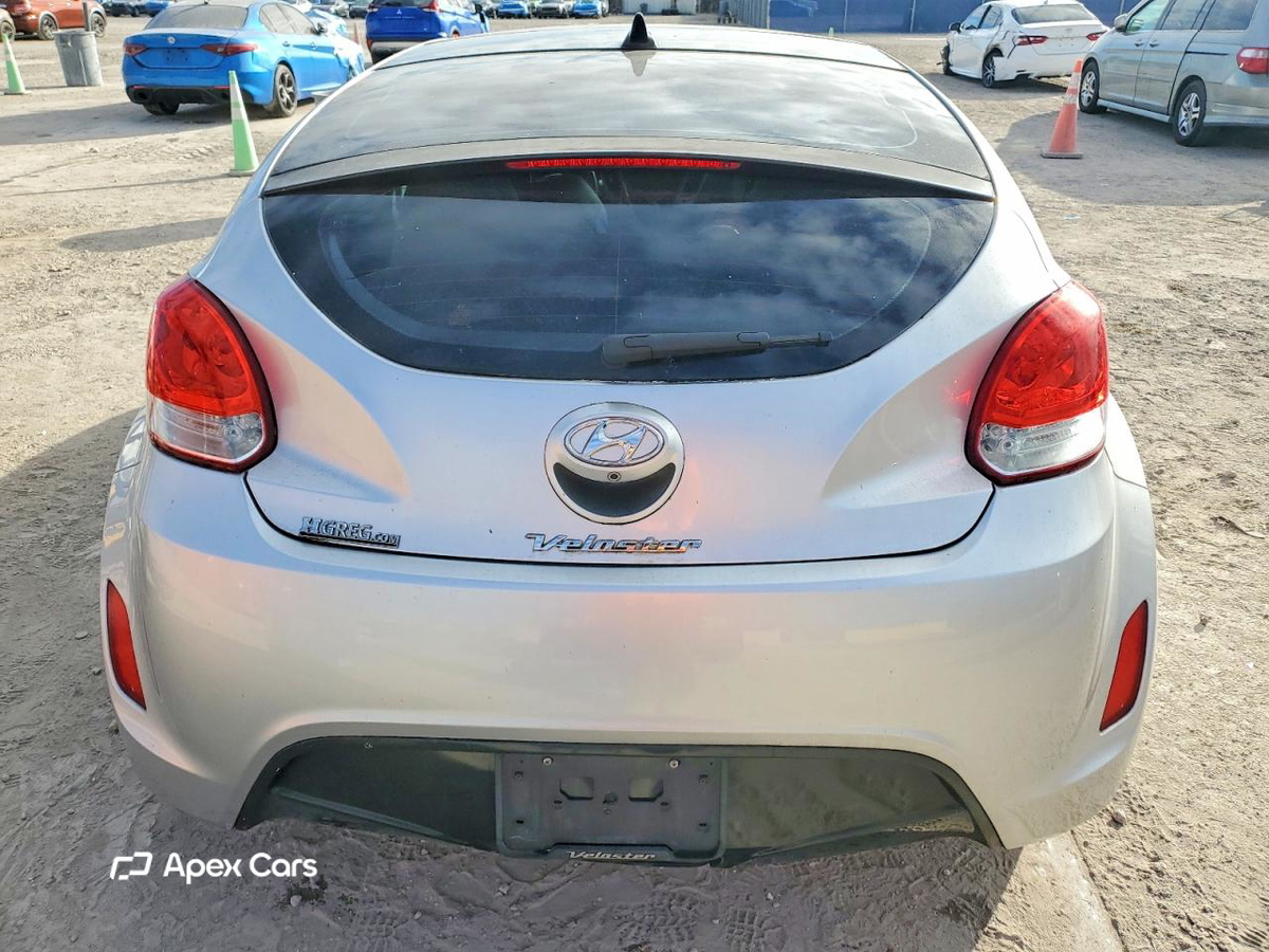 Hyundai Veloster 2016
