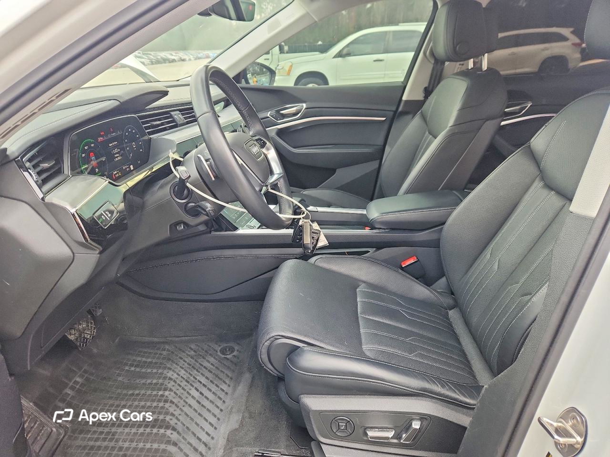 Audi Q8 2024