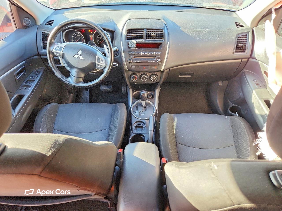 Mitsubishi Outlander 2012