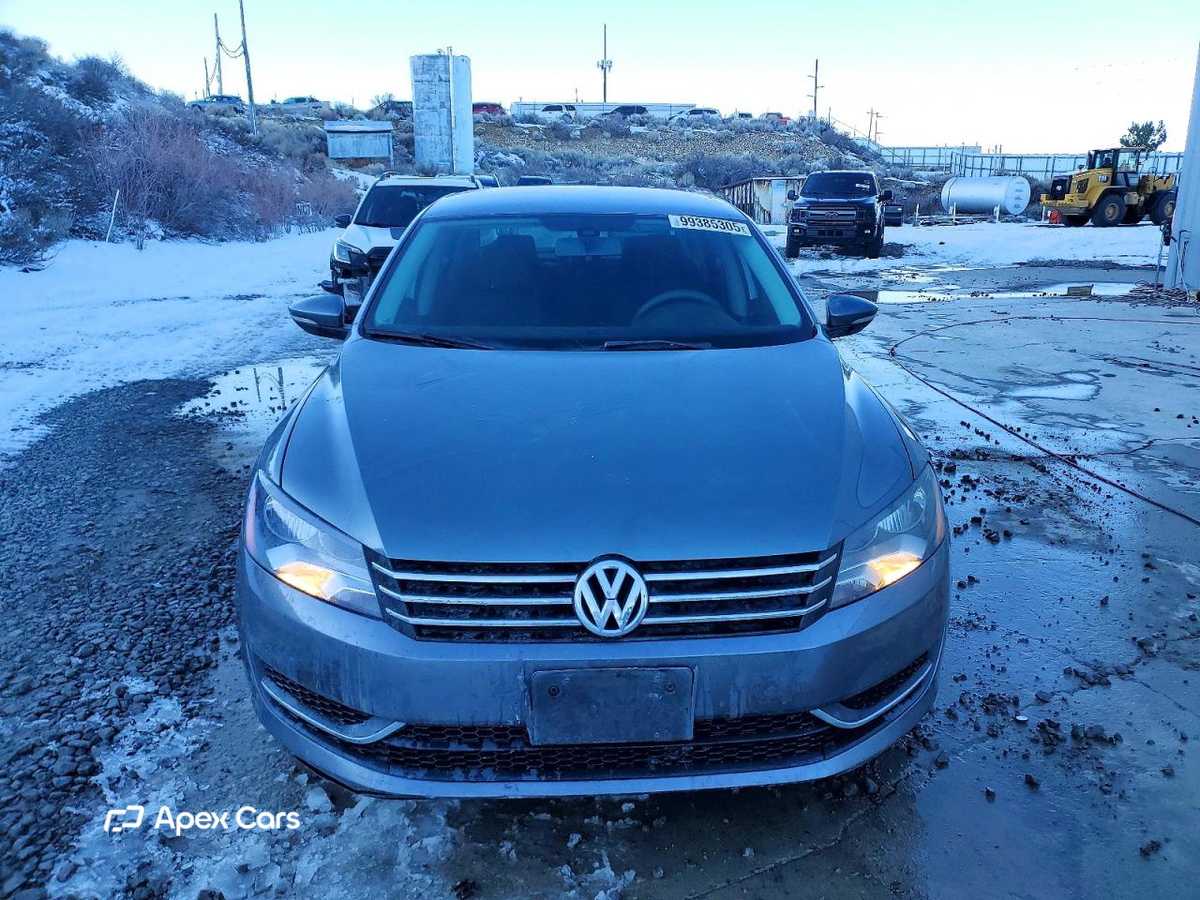 Volkswagen Passat 2012