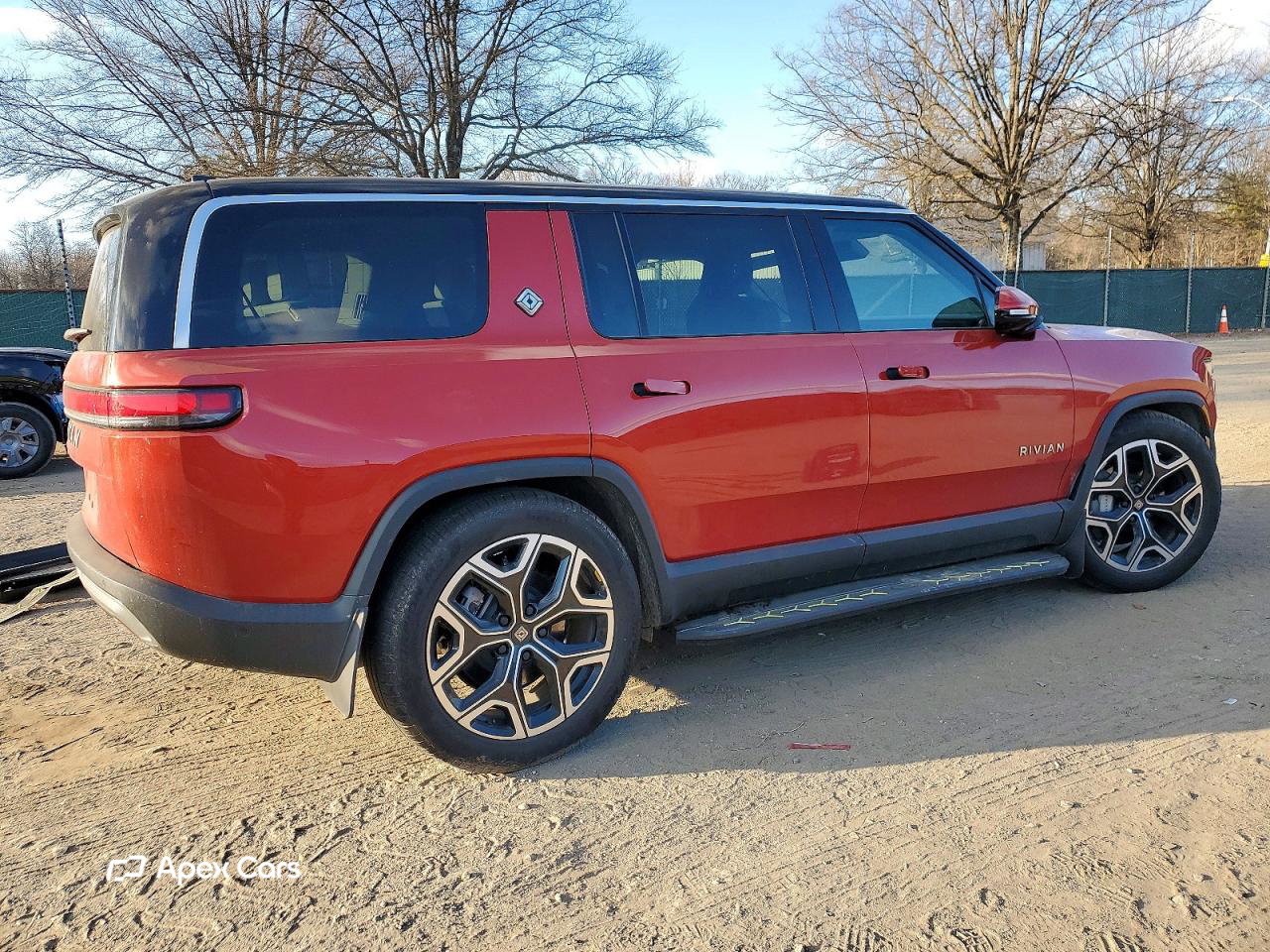 Rivian R1S 2025
