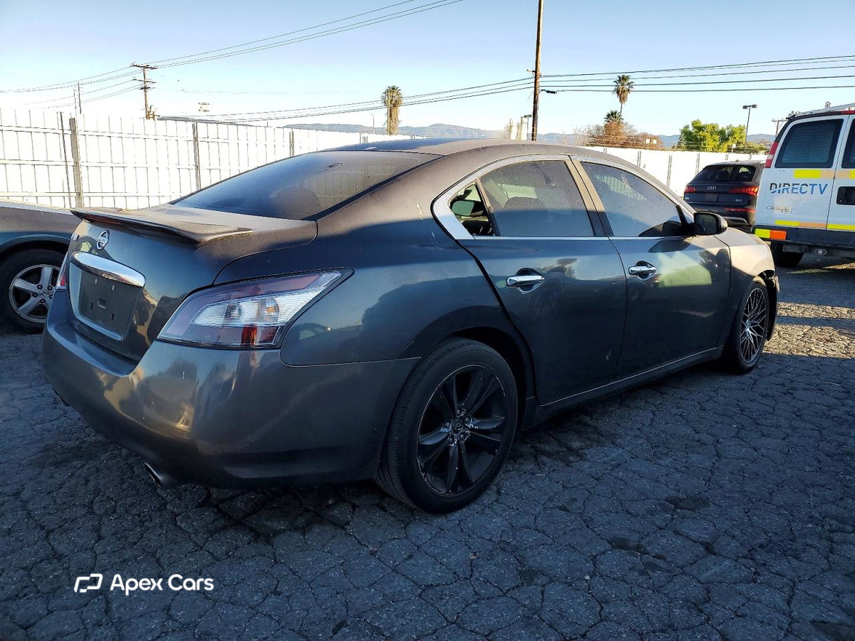 Nissan Maxima 2013