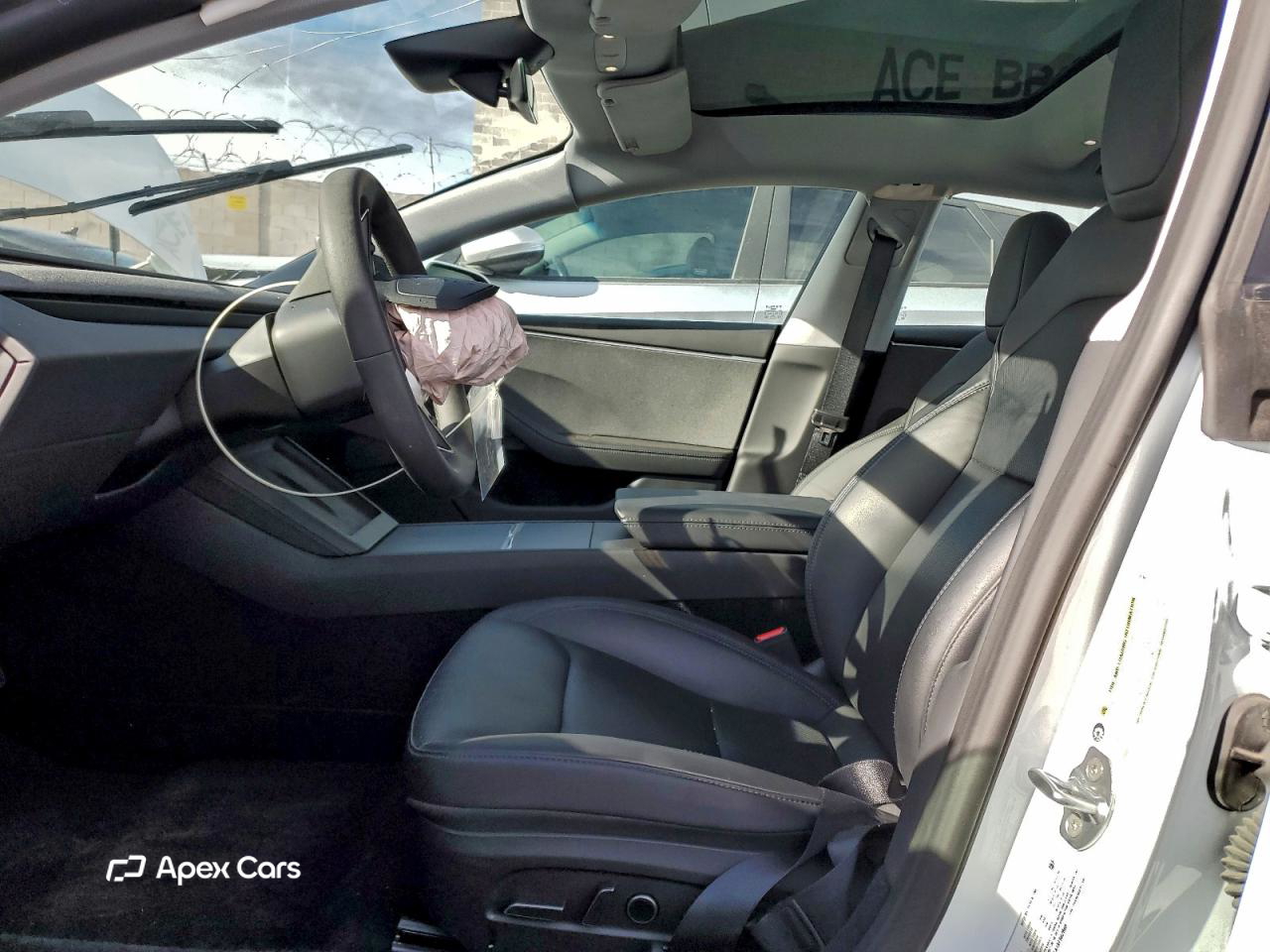 Tesla Model 3 2025