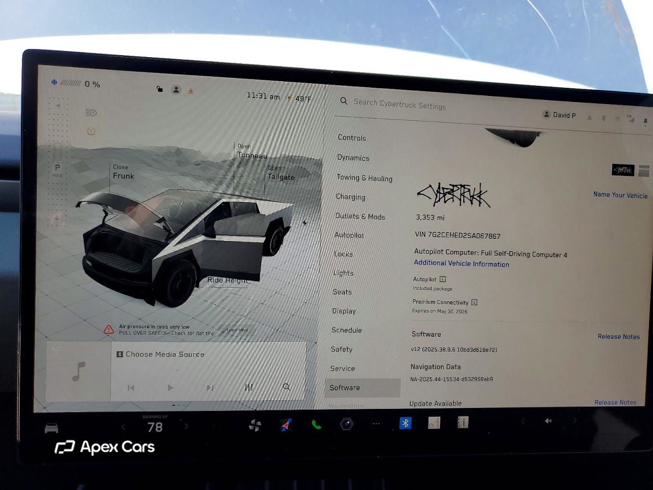 Tesla Cybertruck 2025