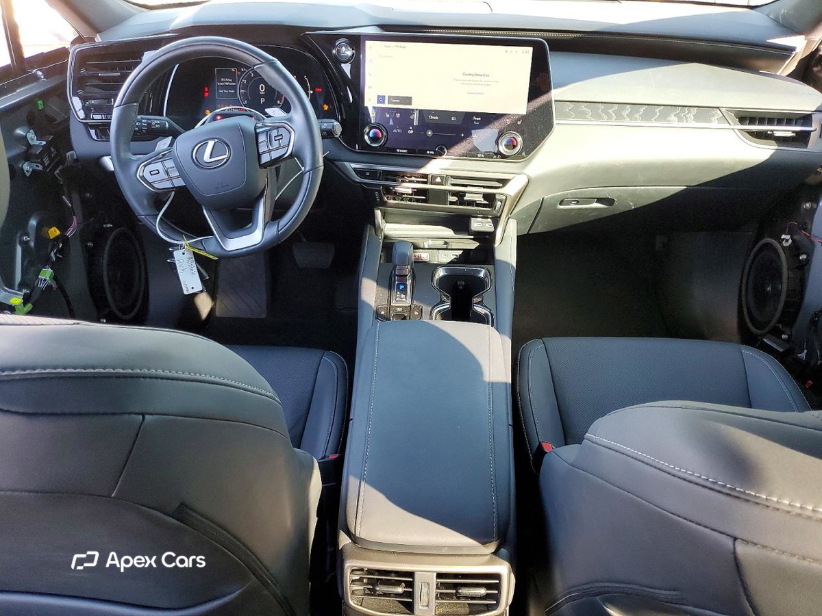 Lexus RX 2023