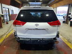 Toyota Sienna 2013