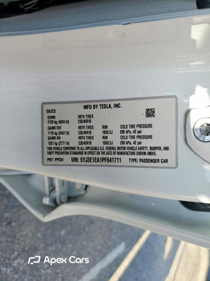 Tesla Model 3 2023