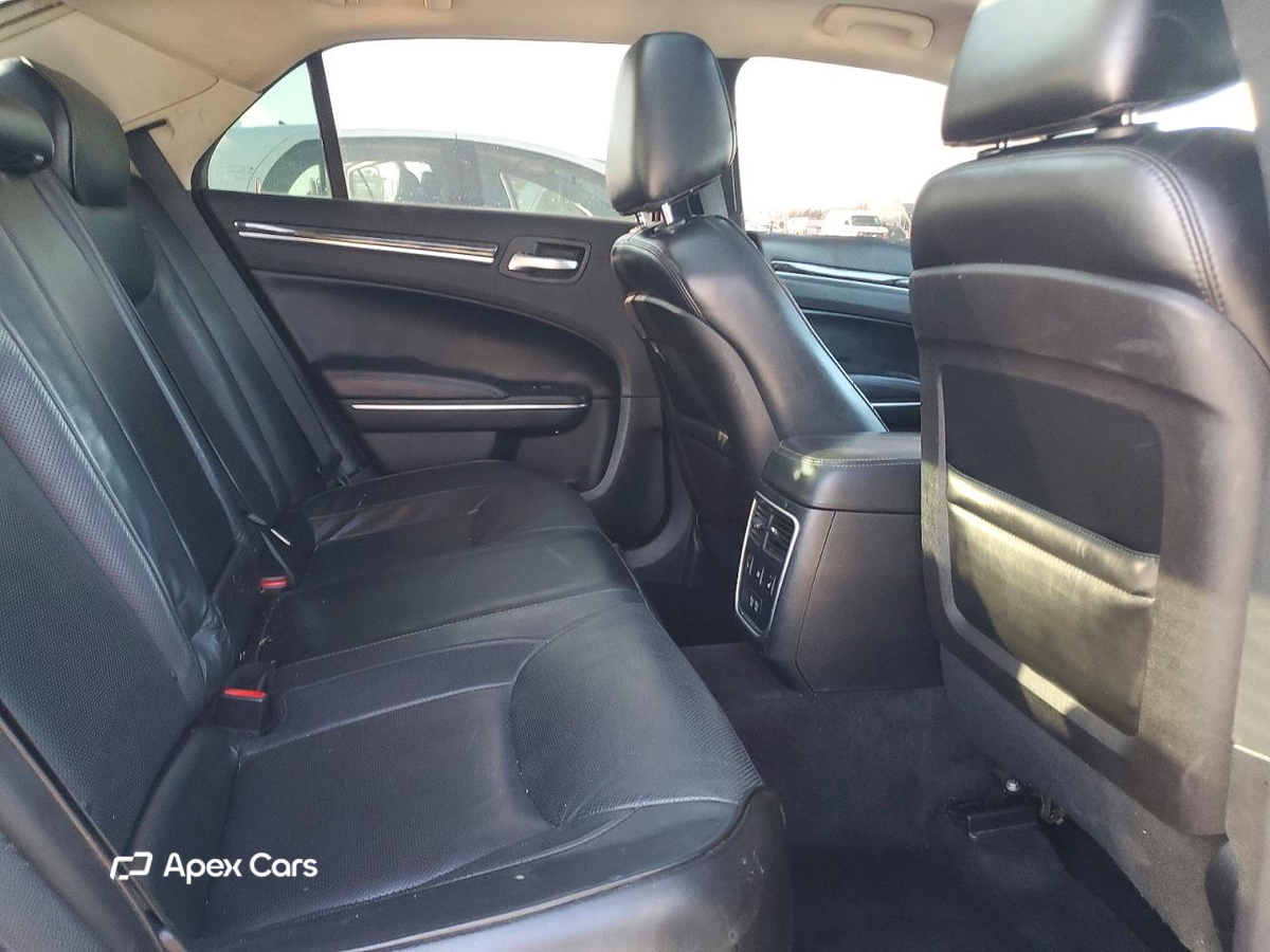 Chrysler 300 2018