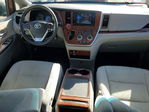 Toyota Sienna 2016
