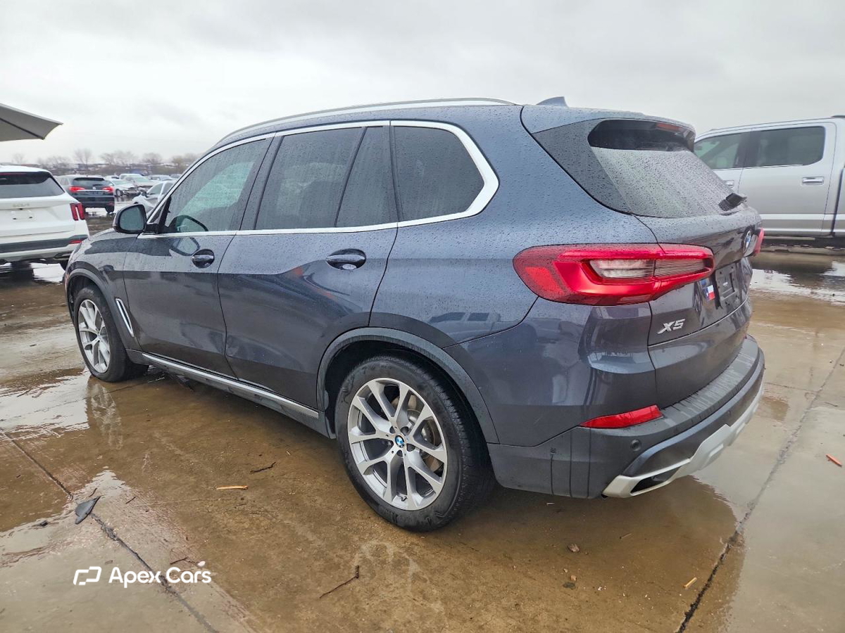 BMW X5 2021